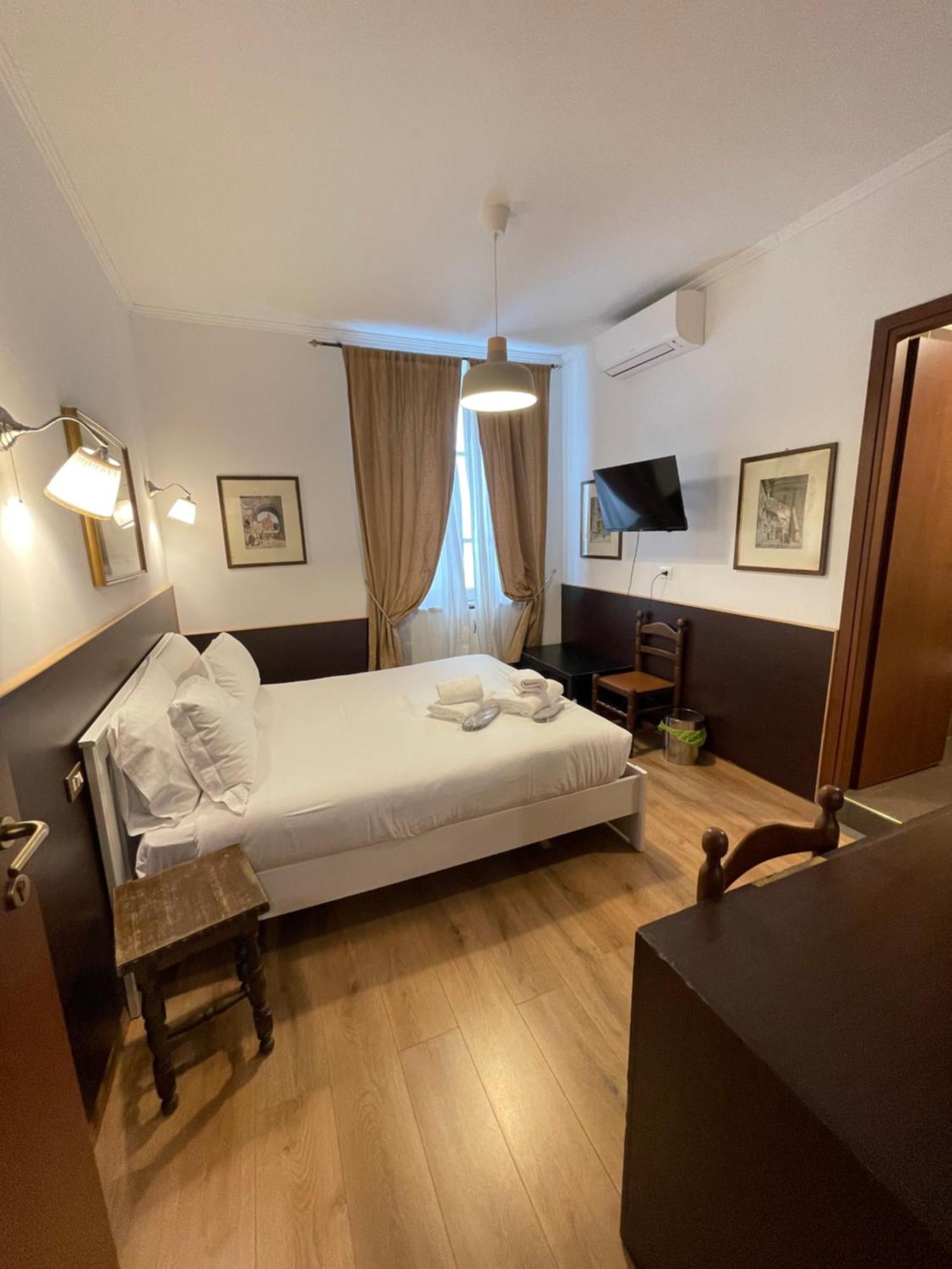 Hotel Gold House Roma Esterno foto