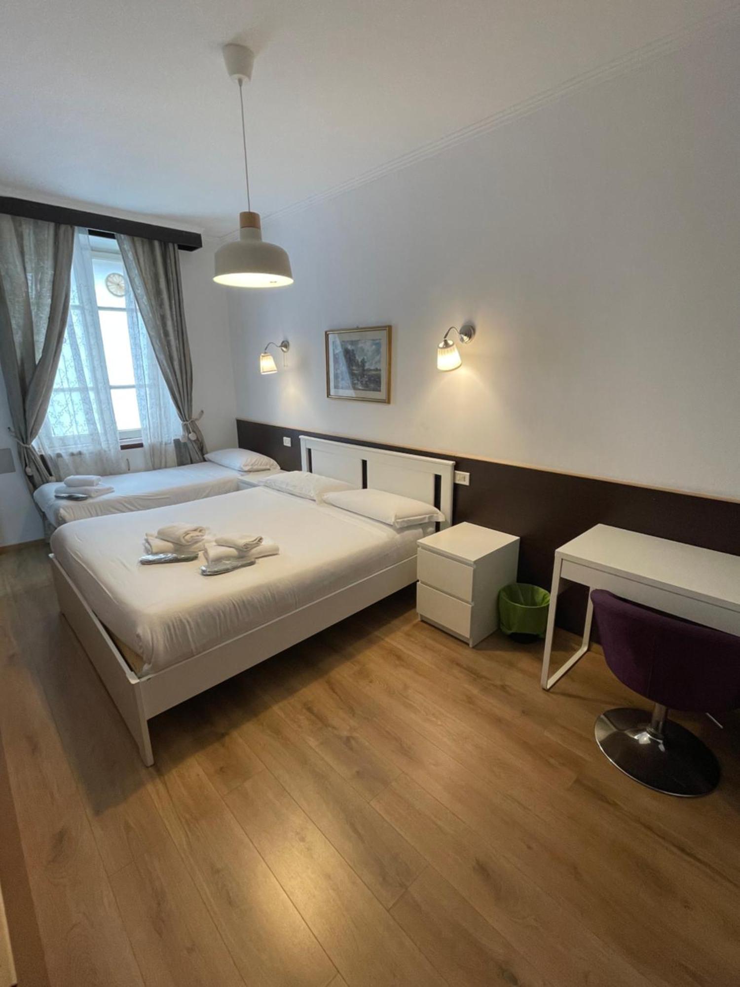 Hotel Gold House Roma Esterno foto