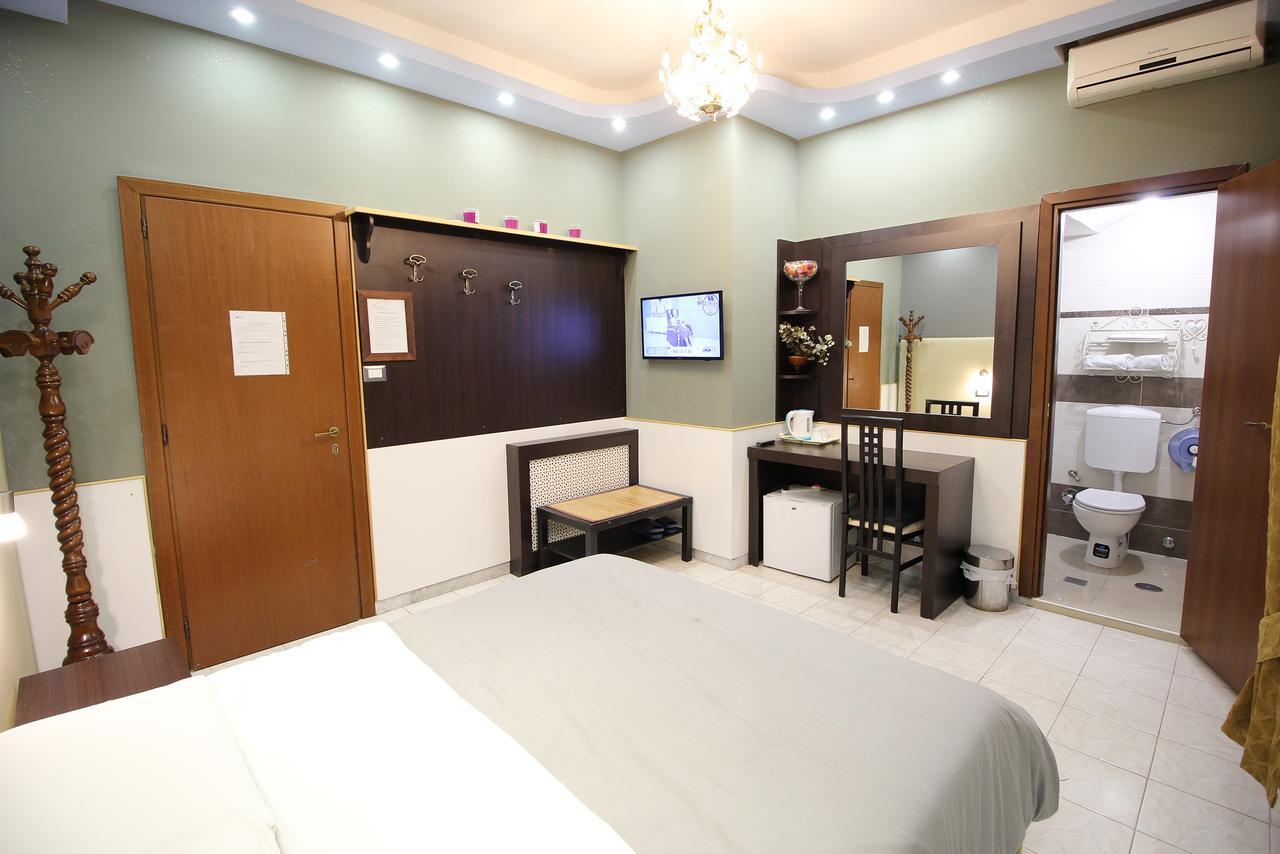 Hotel Gold House Roma Esterno foto