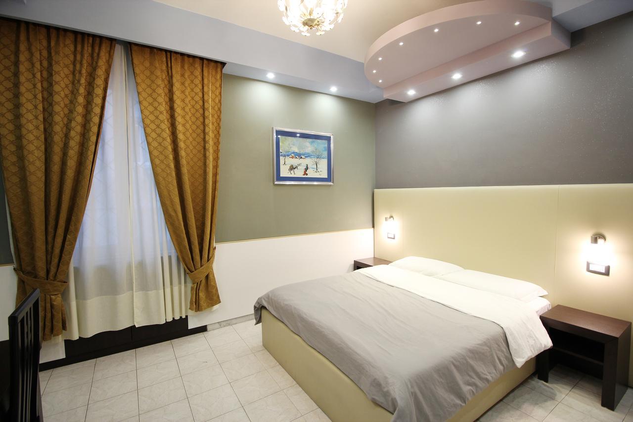 Hotel Gold House Roma Esterno foto